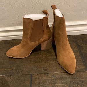 Brand New Steve Madden booties ✨